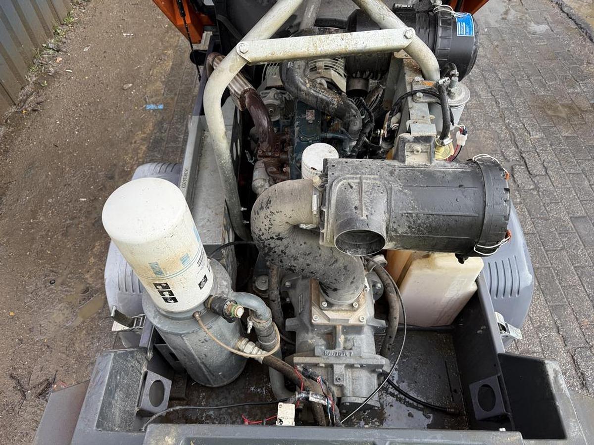 Used Atlas Copco XAS 58-7 3.0 m3/min Compressor