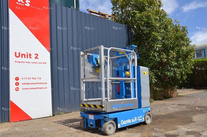 Used GENIE GR-12