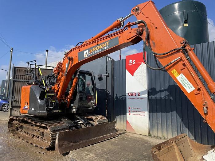 Used HITACHI ZX135 USBL-6