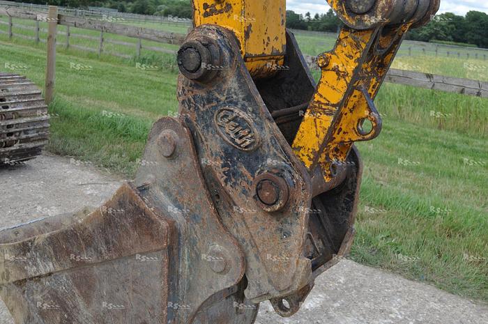 Used JCB JS130 LC