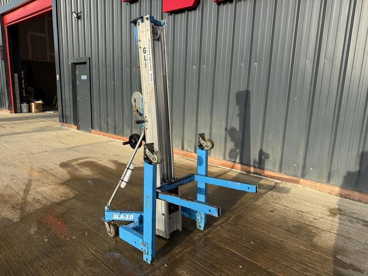 Used Genie SLA-10 Material Lift