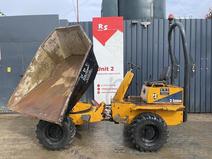 Used THWAITES 3 TONNE SWIVEL