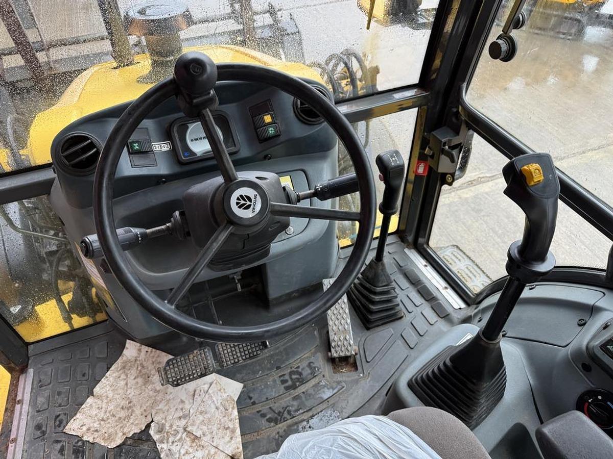Used New Holland B110-4PT Backhoe Loader