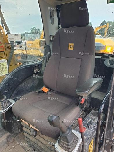 Used JCB JS130 LC