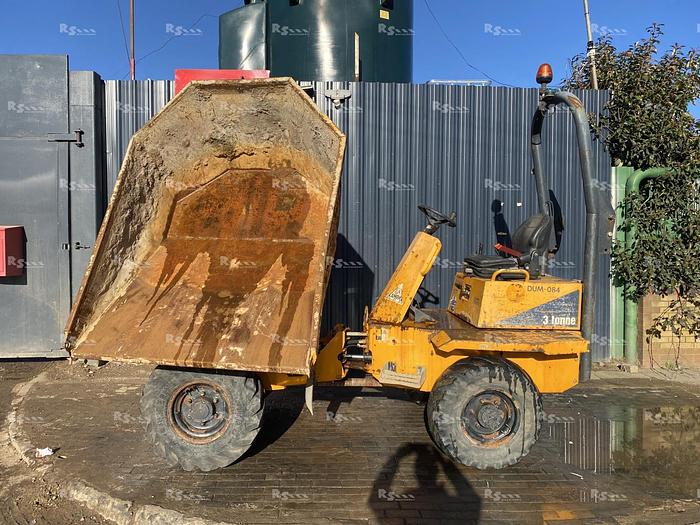 Used THWAITES 3 TONNE SWIVEL