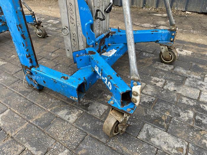 Used GENIE SLA-10 Material Lift