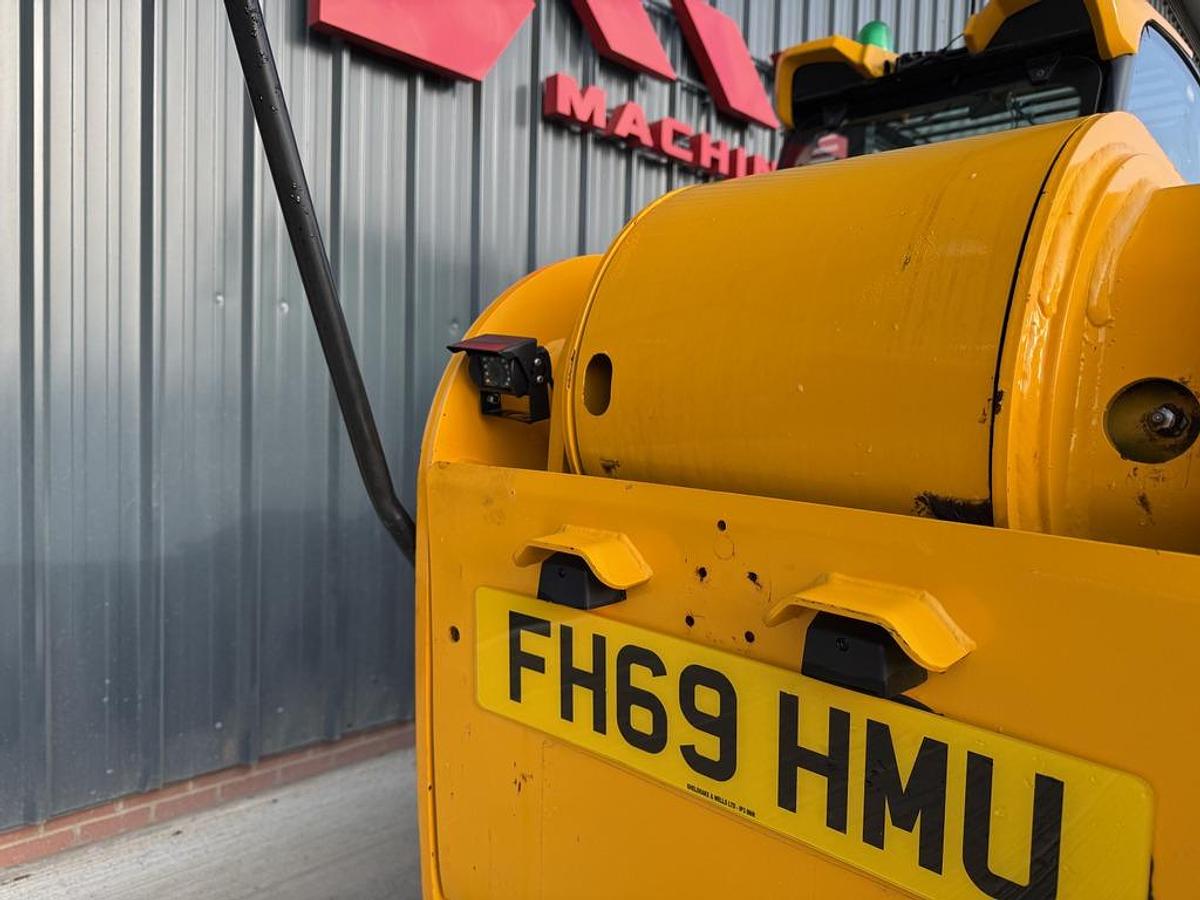 Used JCB 540-140 14m Telehandler