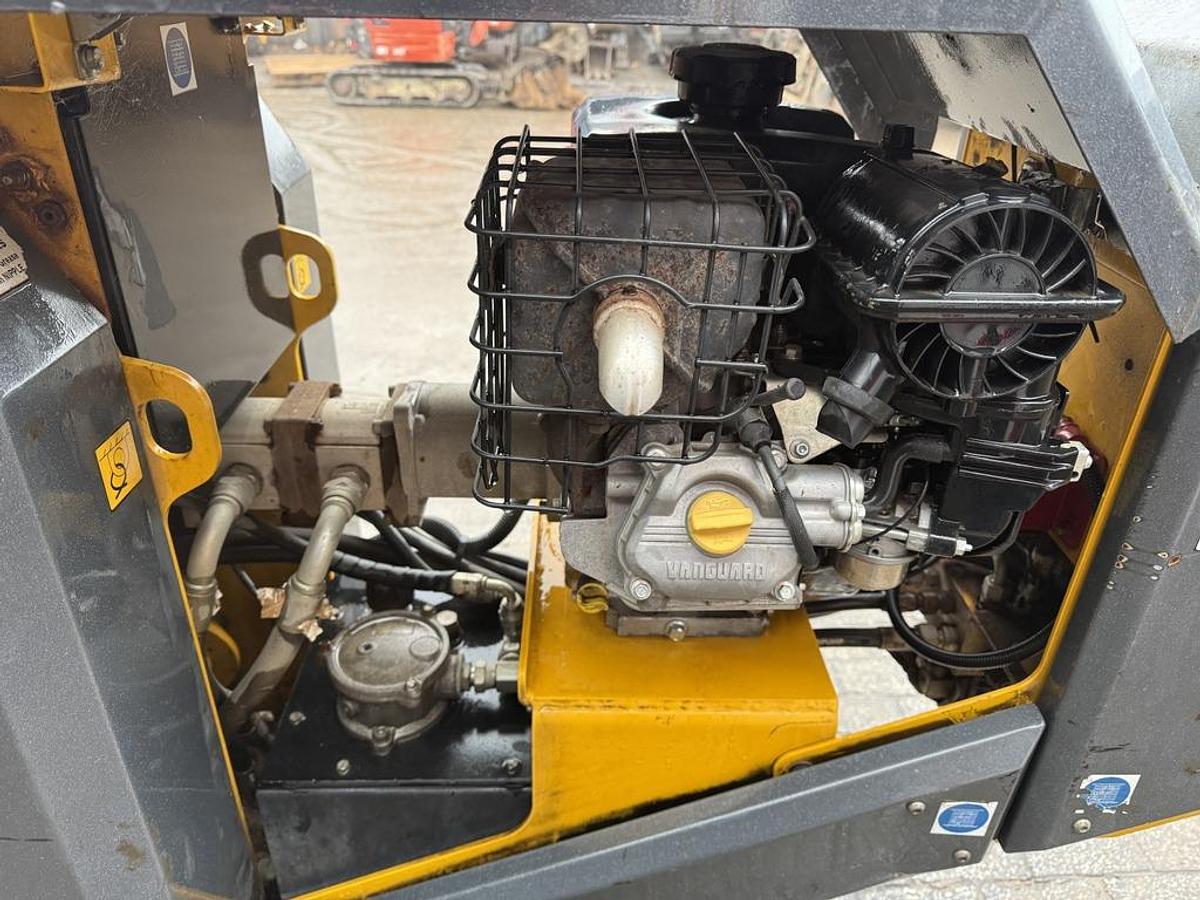 Used Dragon CR300 Tracked Mini Crusher