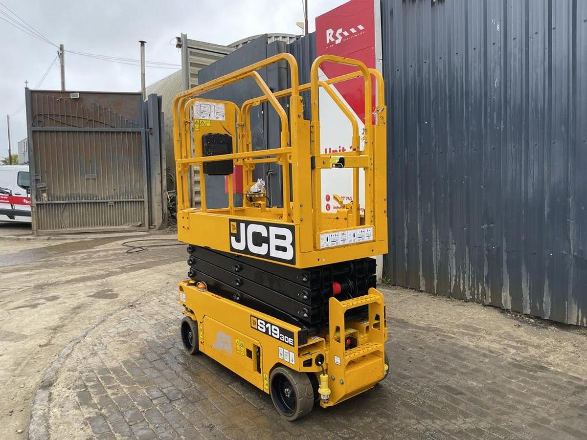 Used JCB S1930E 8m Electric Scissor Lift