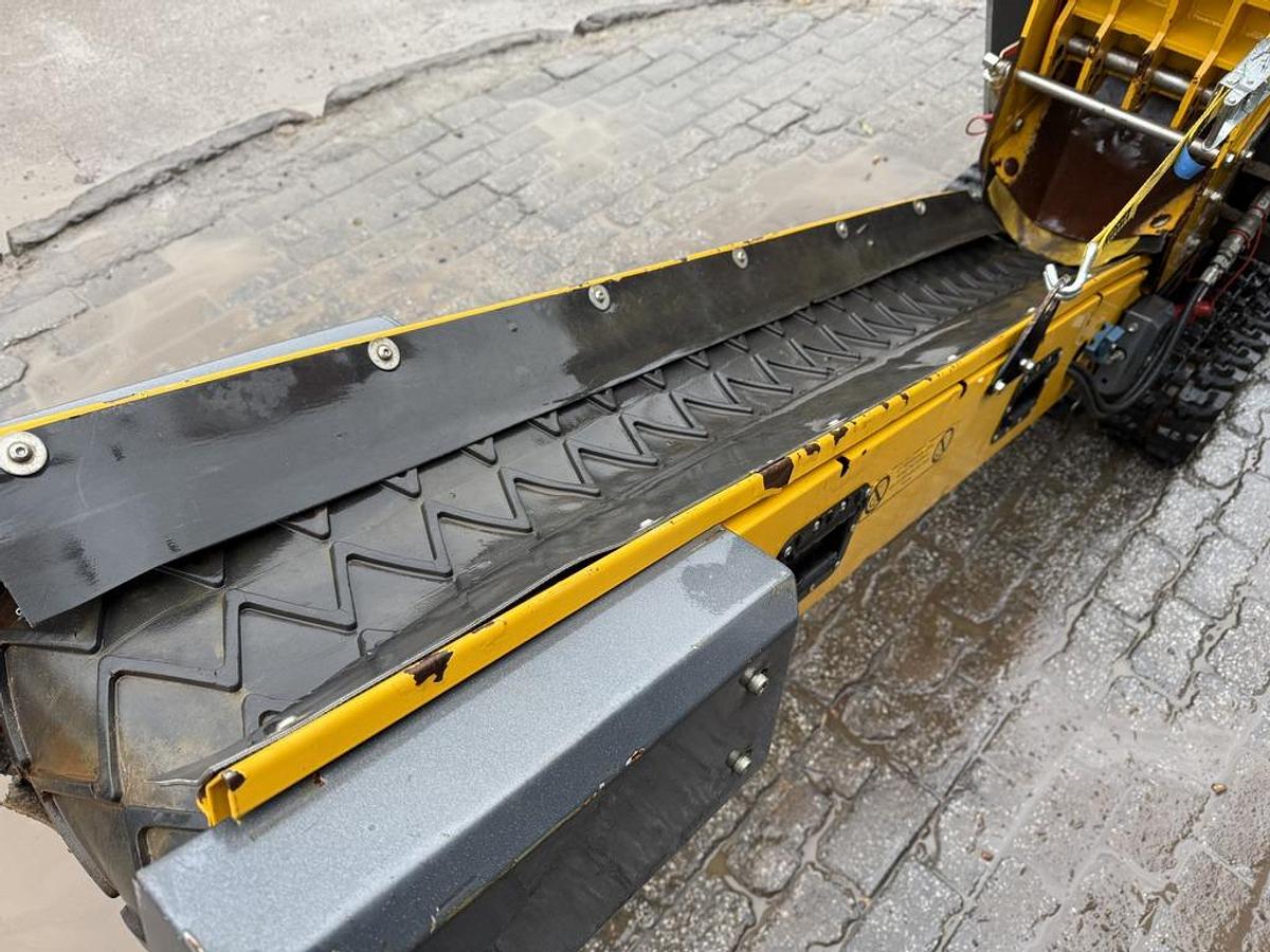 Used Dragon CR300 Tracked Mini Crusher