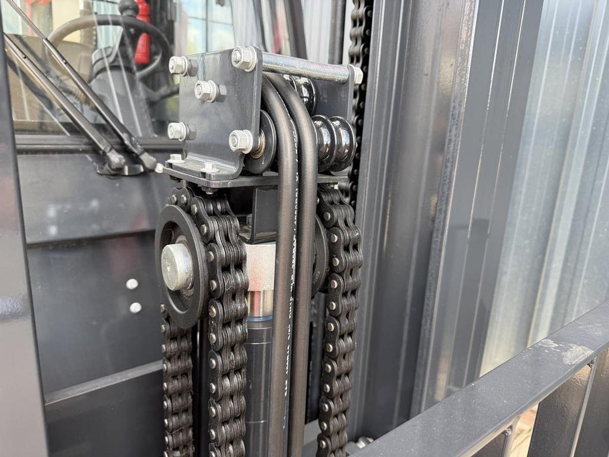 Used LiuGong CLG2030H-RT4 3t Rough Terrain Forklift
