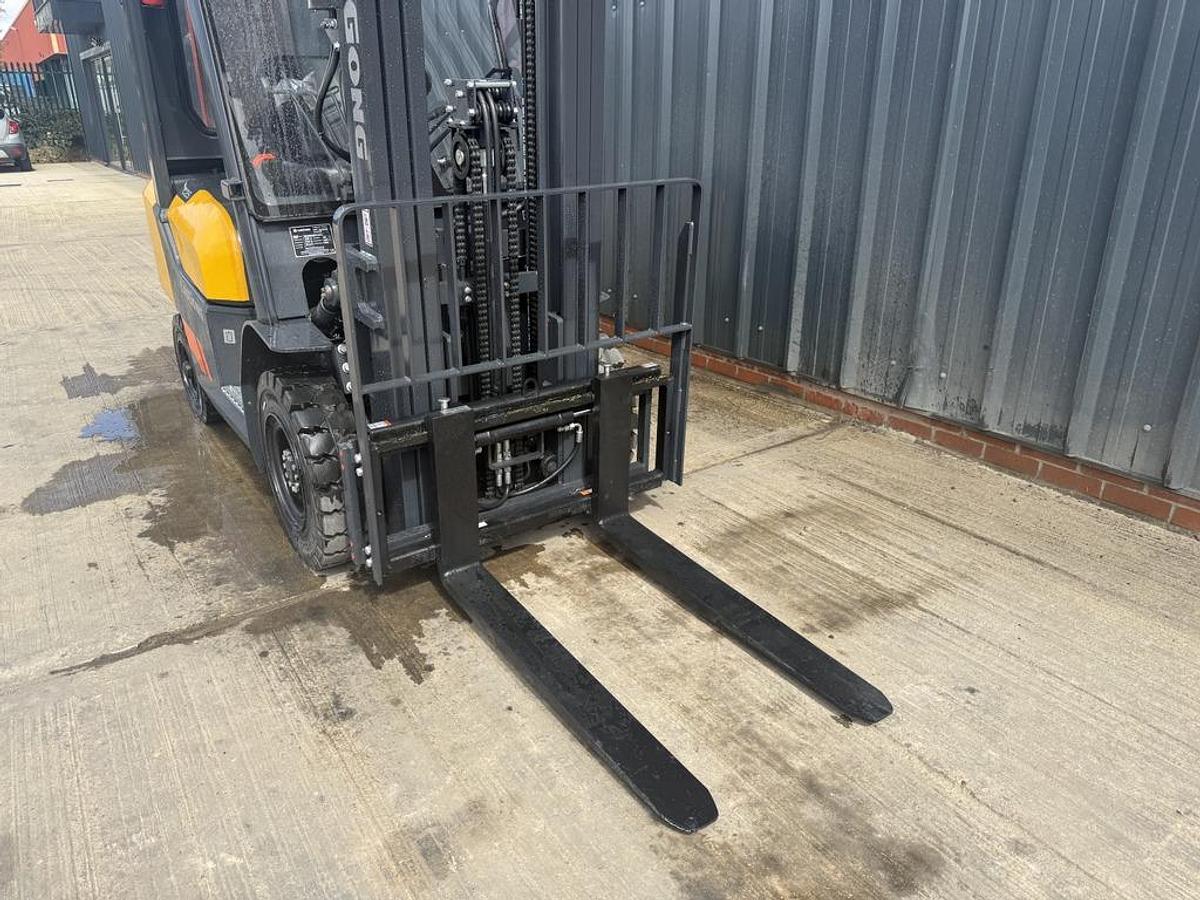 Used LiuGong CLG2025H 2.5t Diesel Forklift
