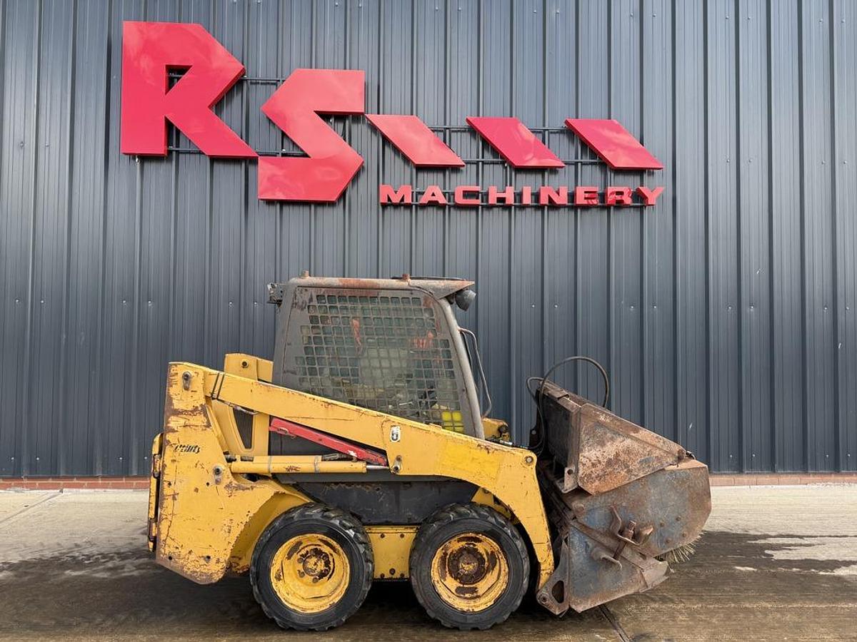 Used Komatsu SK510 Skid Steer Loader