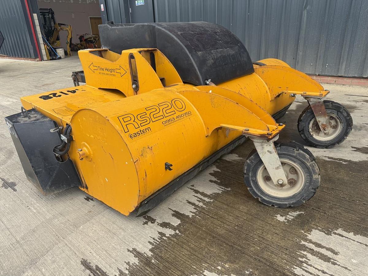 Used Eastern Attachments RS220 Sweeper Collector