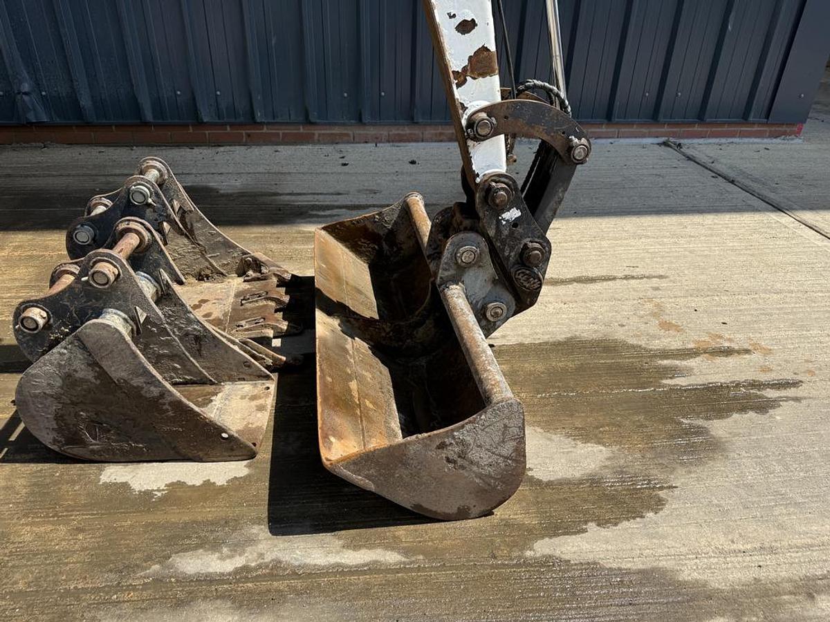 Used Bobcat E26 2.6t Mini Excavator