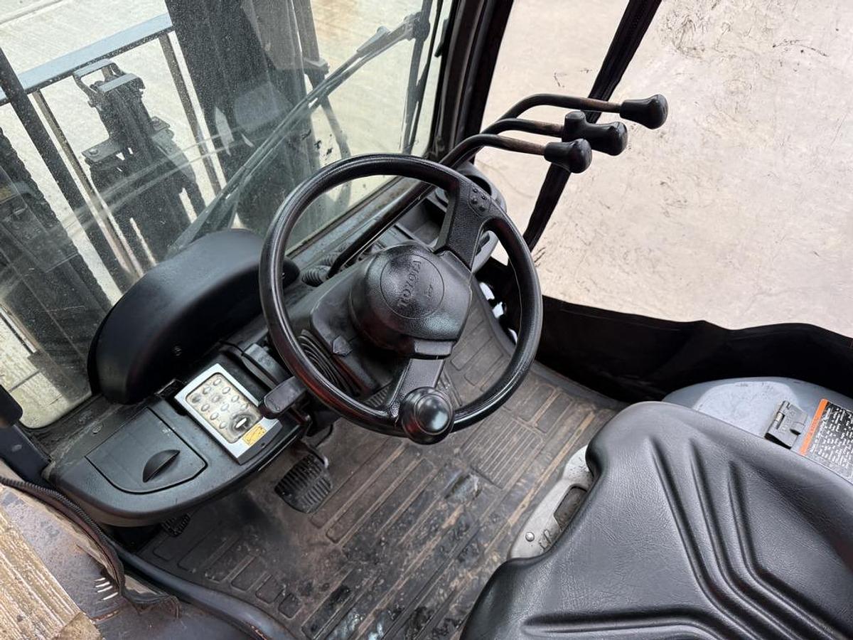 Used Toyota Tonero 2t LPG Forklift