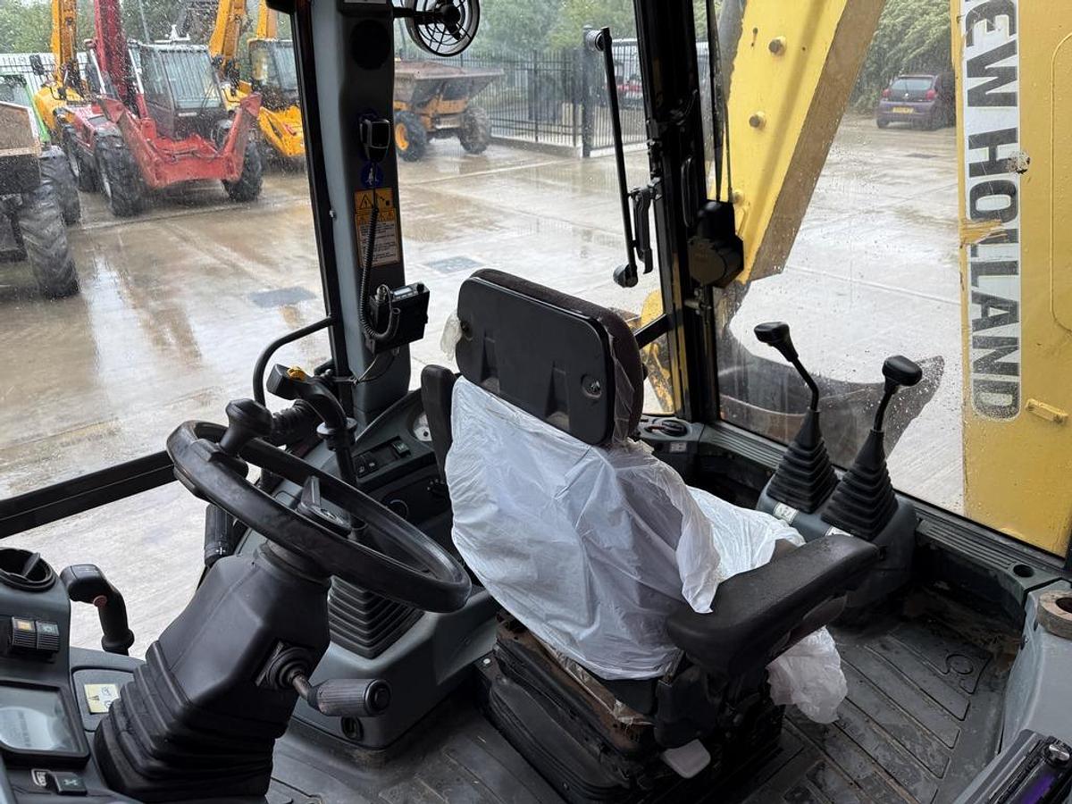 Used New Holland B110-4PT Backhoe Loader