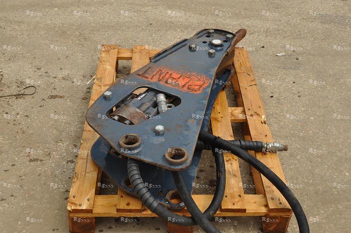 Used 4-6 TON HAMMER / BREAKER