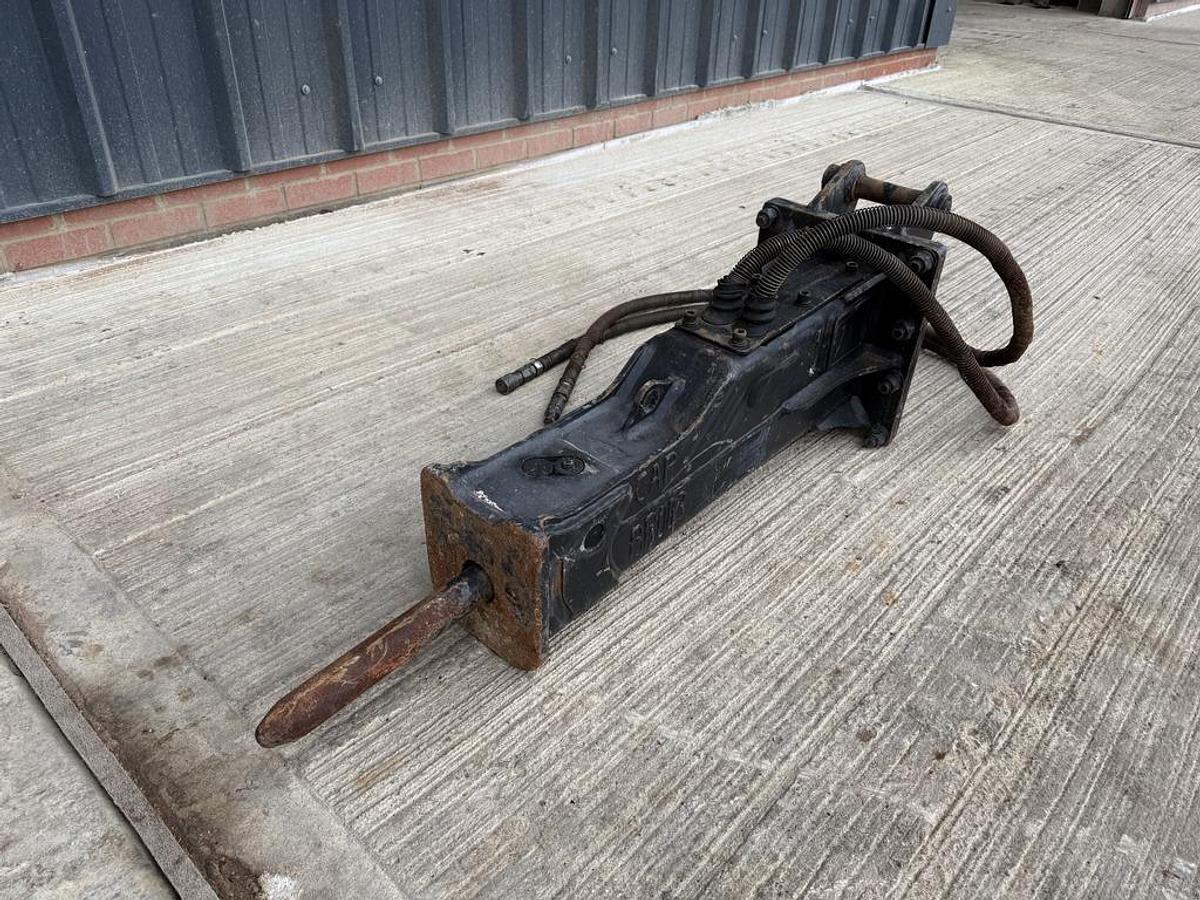 Used OKB 150 1,0 - 3,5 t Hydraulic Breaker