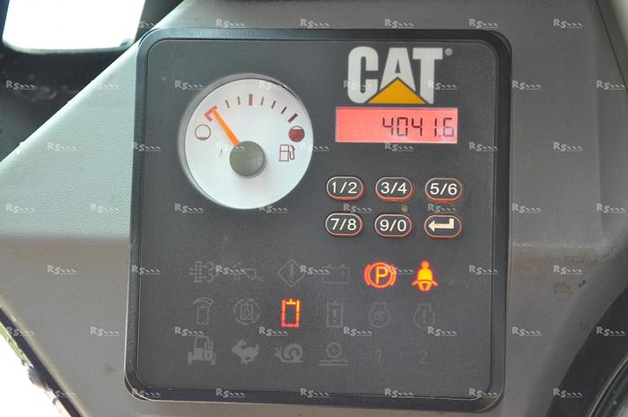 Used CATERPILLAR 279D