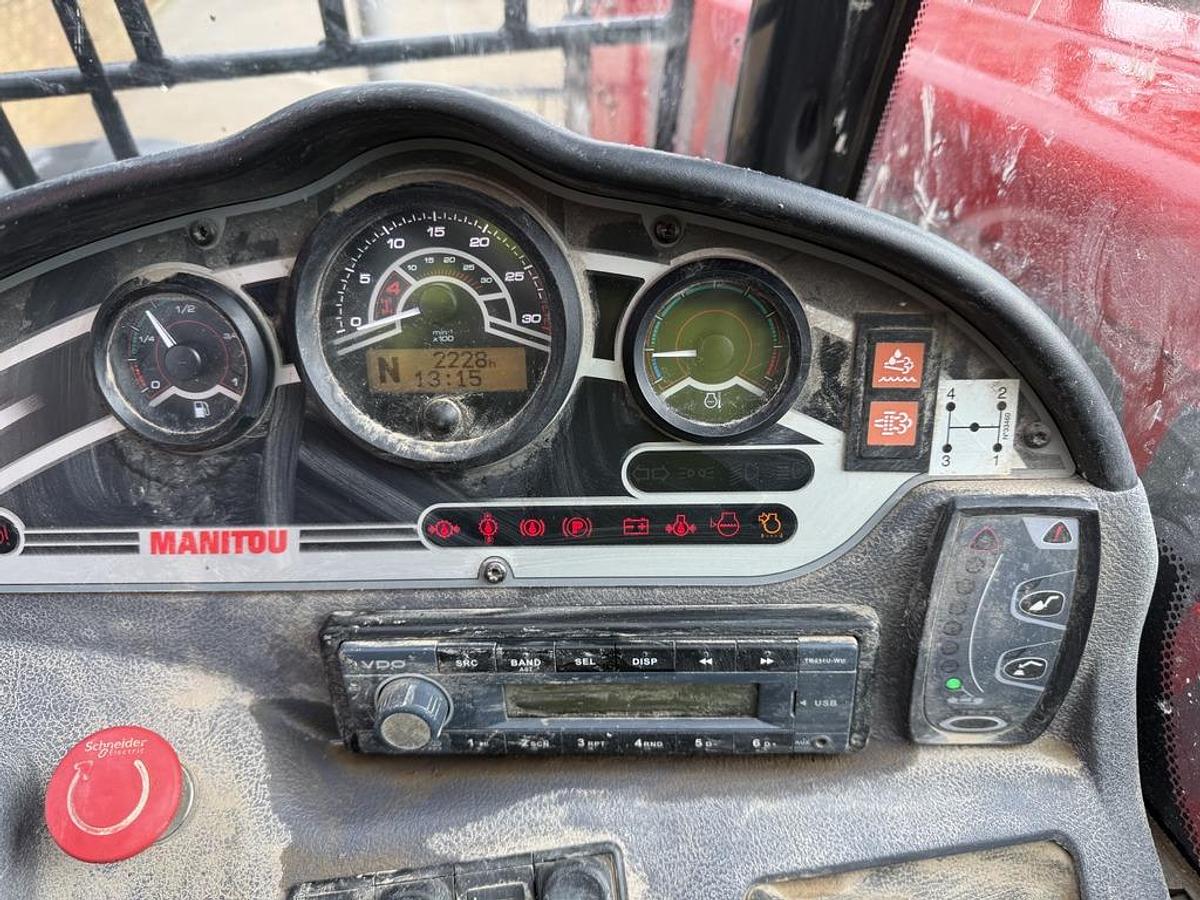 Used Manitou MT 733 7m Telehandler