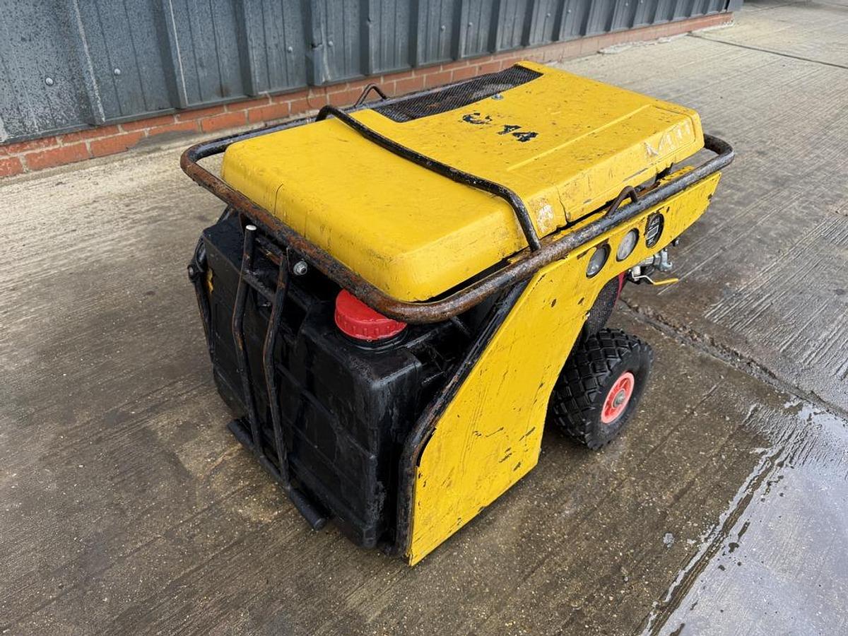 Used CompAir C14 1.4 m3/min Compressor