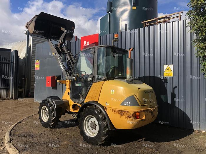 Used VOLVO L20B