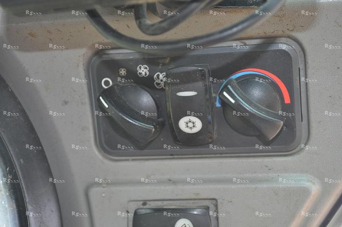 Used CATERPILLAR 279D