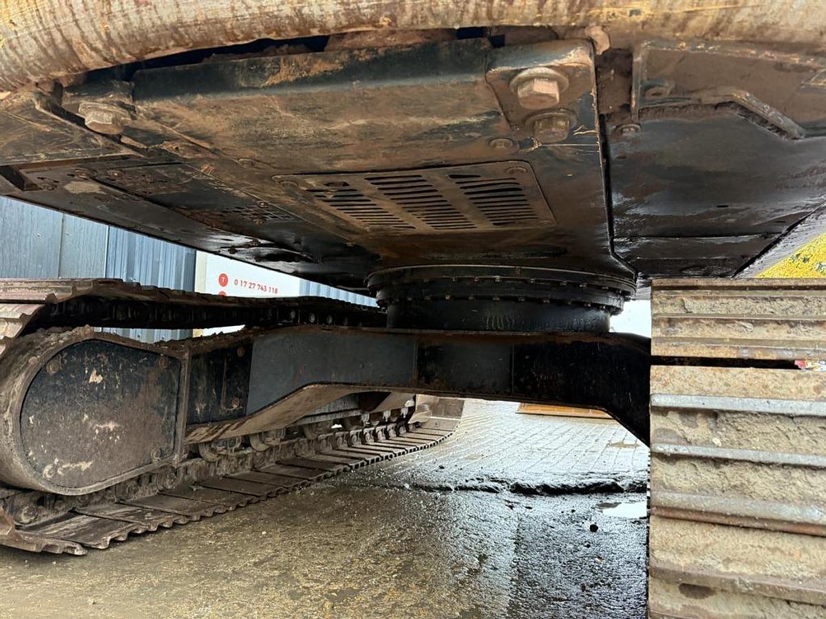 Used JCB JS145 LC 15t Tracked Excavator