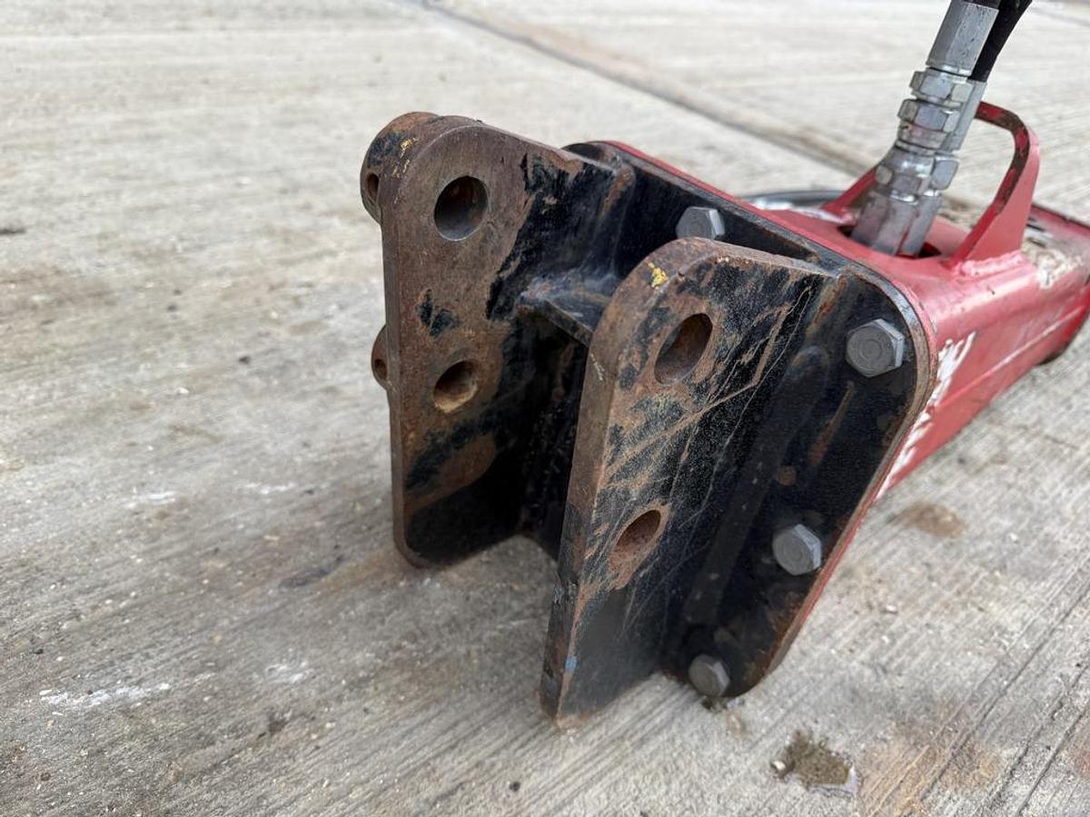 Used Socomec DMS 50 0,7 - 1,2 t Hydraulic Breaker