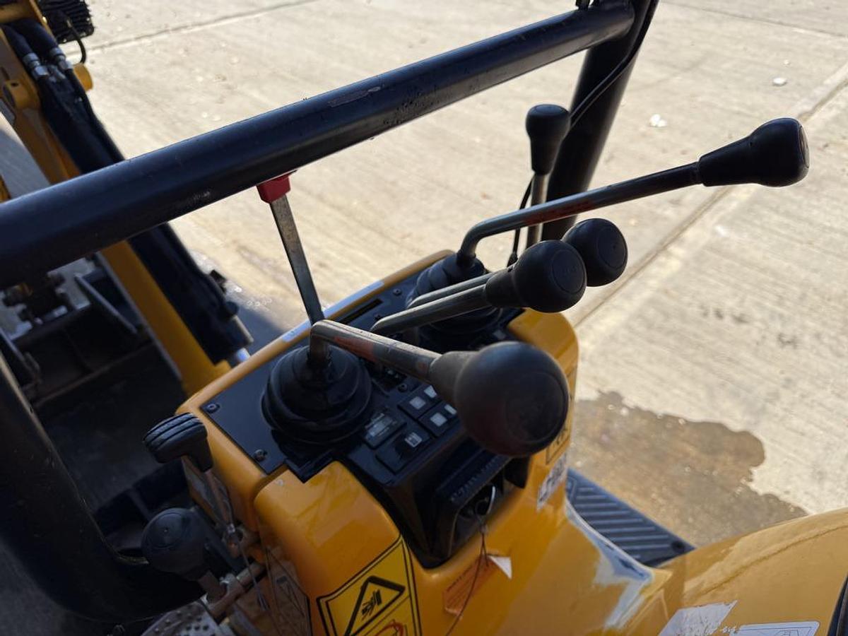 Used JCB 8008 CTS 1t Micro Excavator