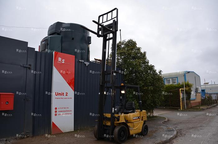 Used CATERPILLAR DP25