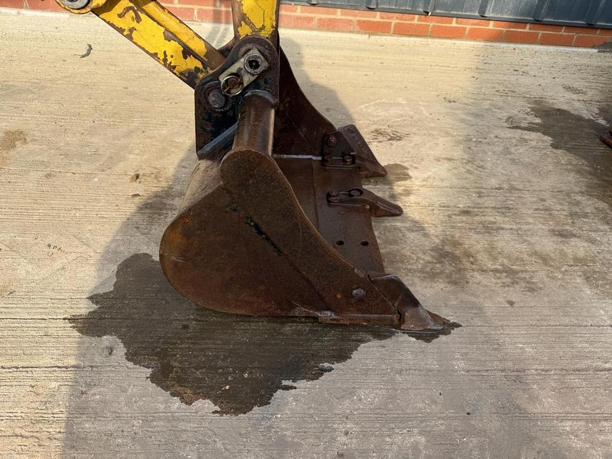 Used Komatsu PC26 MR-3 2.7t Mini Excavator