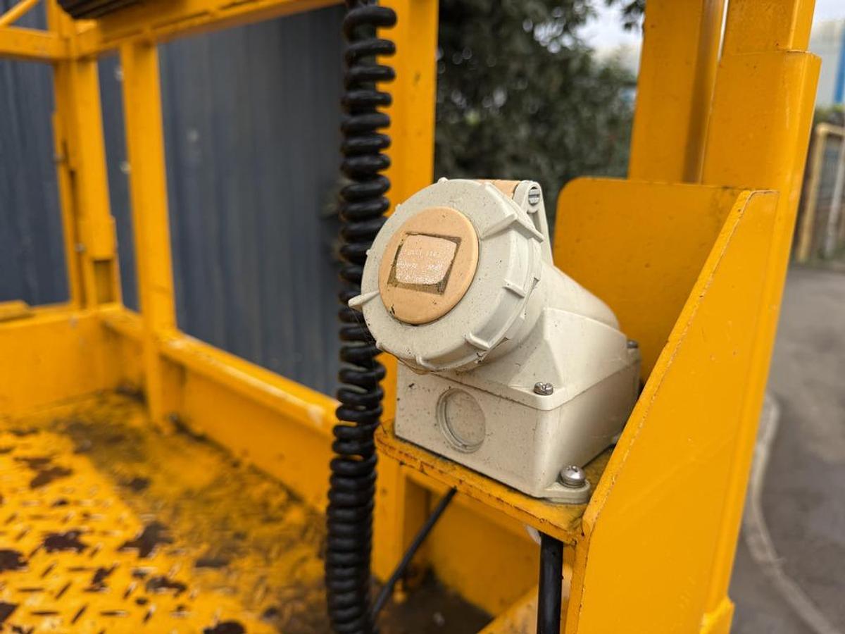 Used JCB S3246E 12m Electric Scissor Lift