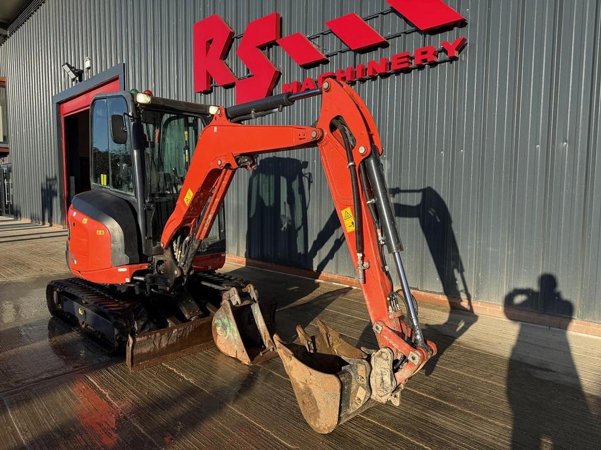 Used Kubota U27-4 2.7t Mini Excavator
