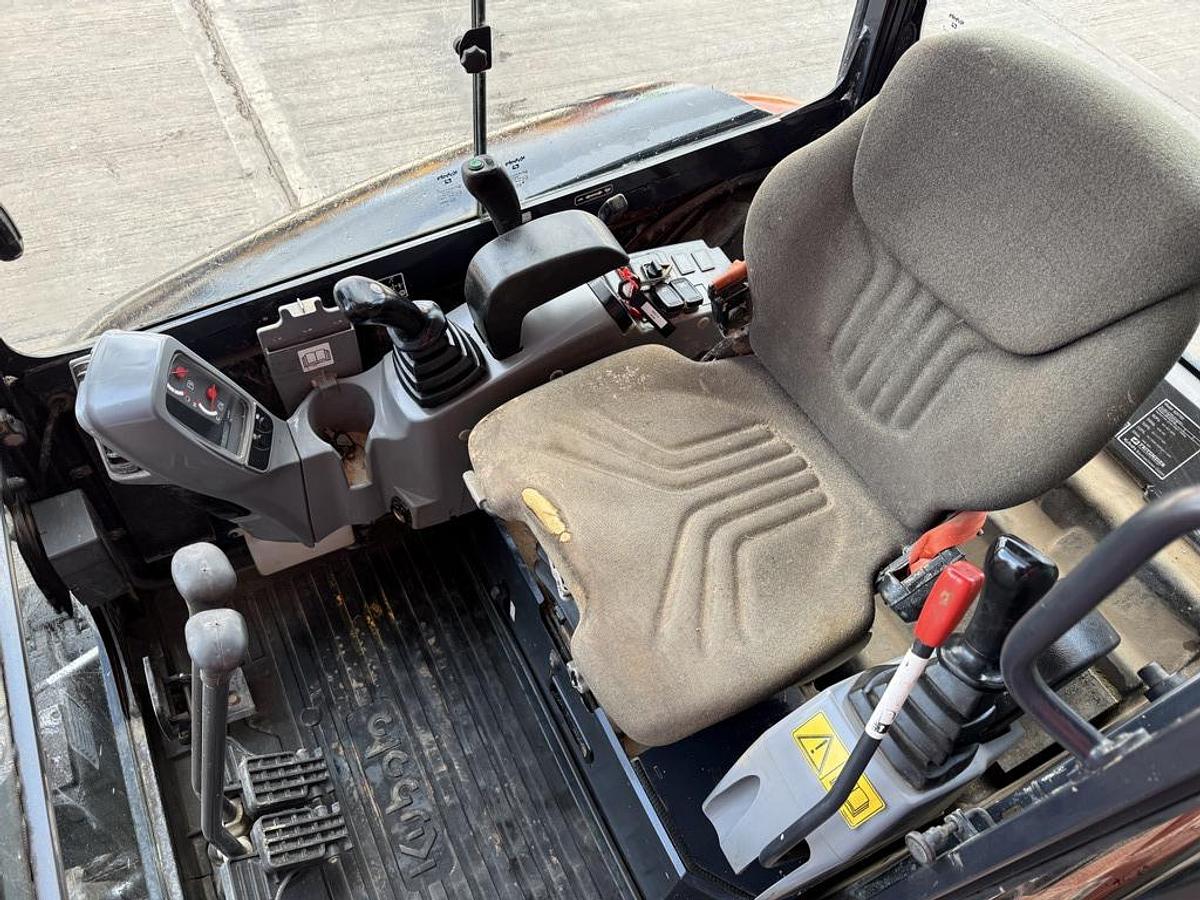 Used Kubota KX027-4 2.7t Mini Excavator