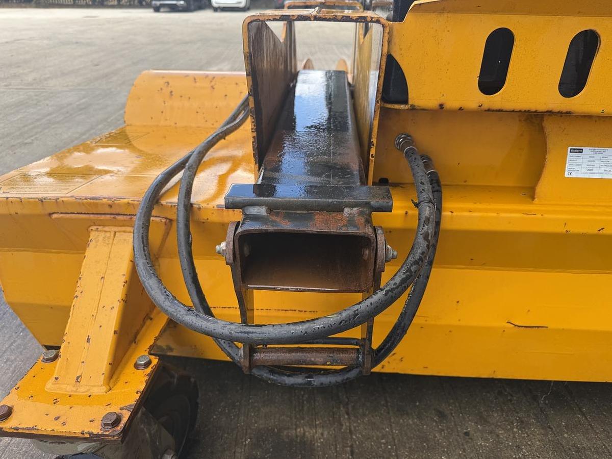 Used Eastern Attachments RS220 Sweeper Collector
