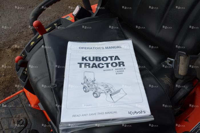 Used KUBOTA BX25DLB