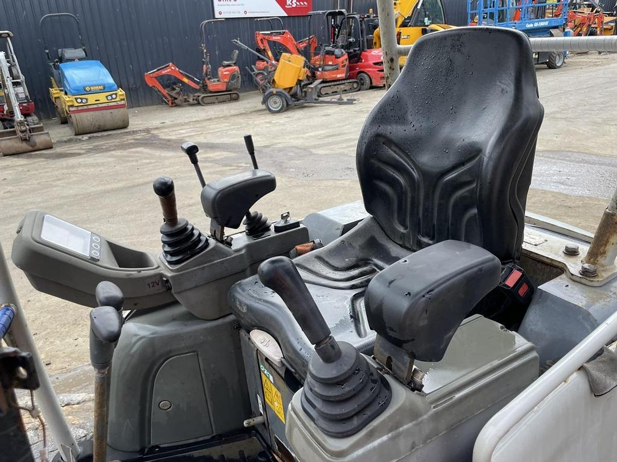 Used Takeuchi TB216 1.8t Mini Excavator