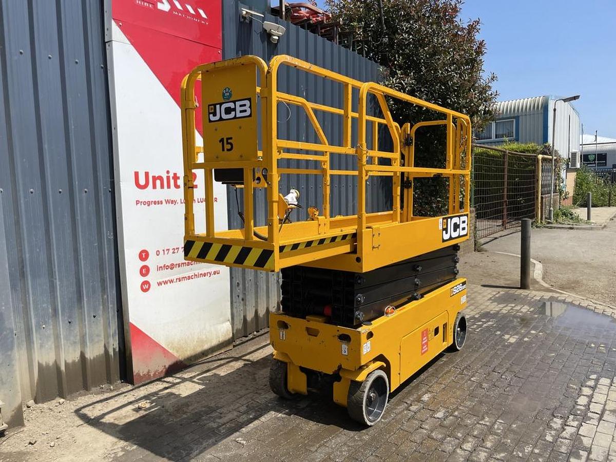 Used JCB S2632E 10m Electric Scissor Lift