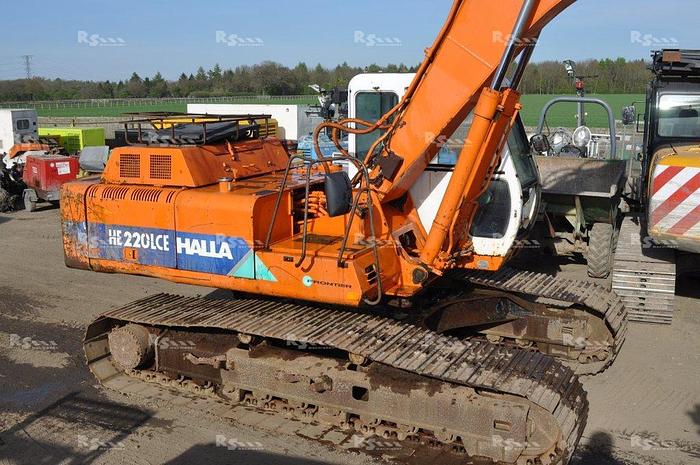 Used HALLA HE220 LCE