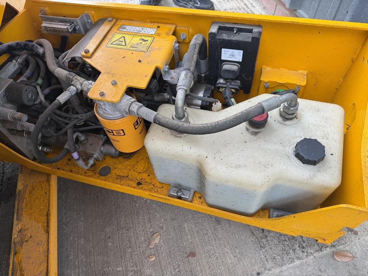 Used JCB S2646E 10m Electric Scissor Lift