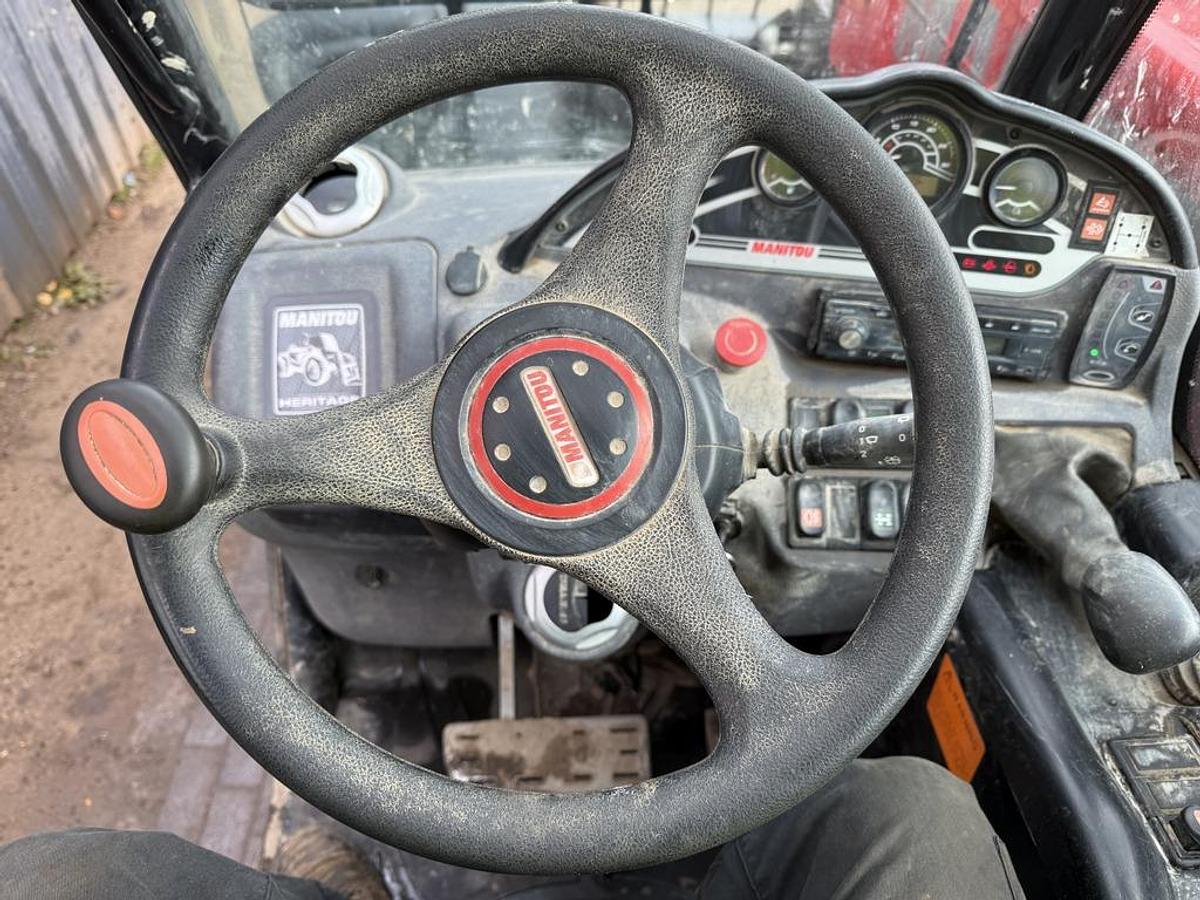 Used Manitou MT 733 7m Telehandler