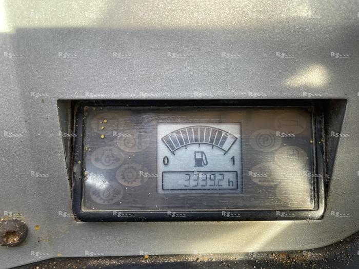 Použitý JCB 520-40