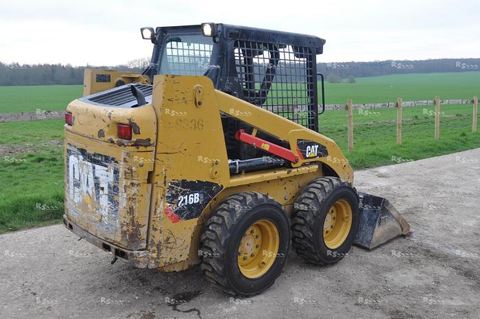 Used CATERPILLAR 216 B3