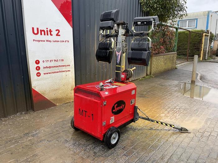 Used Tower Light MT-1 Lighting Tower