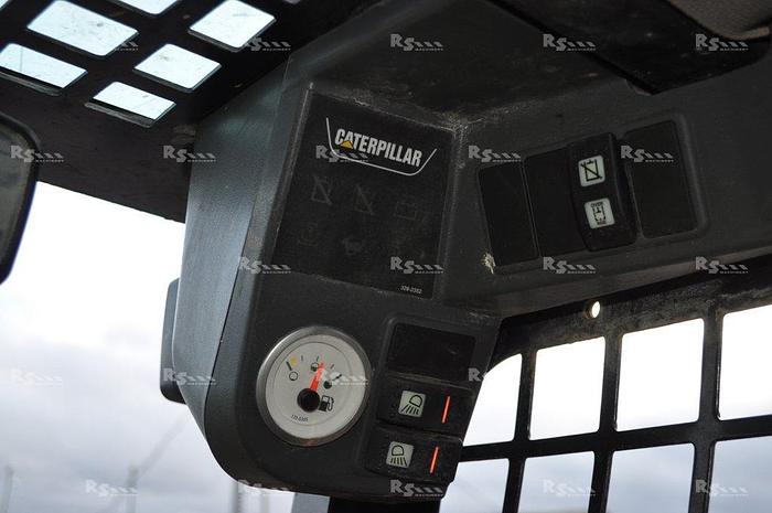 Used CATERPILLAR 216 B3