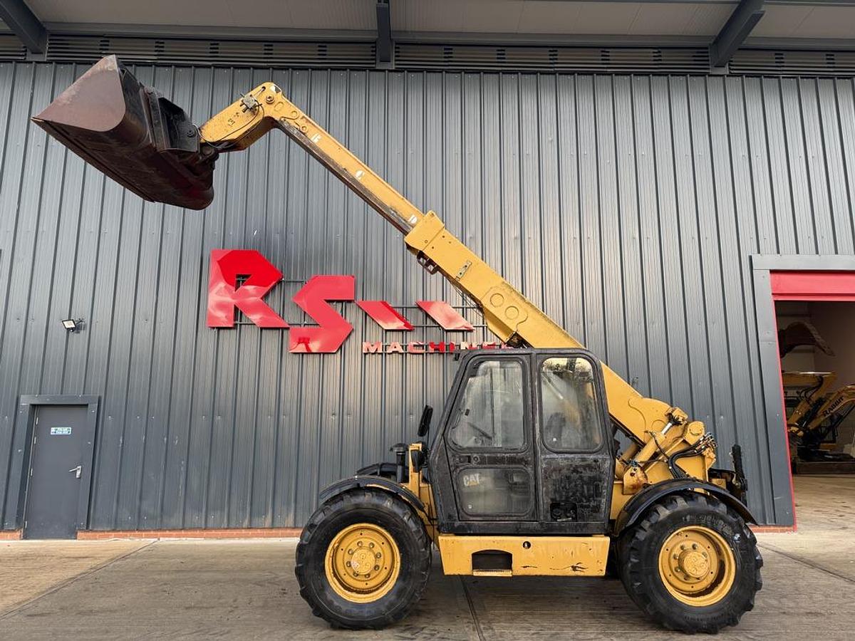 Used Caterpillar TH62 7m Telehandler