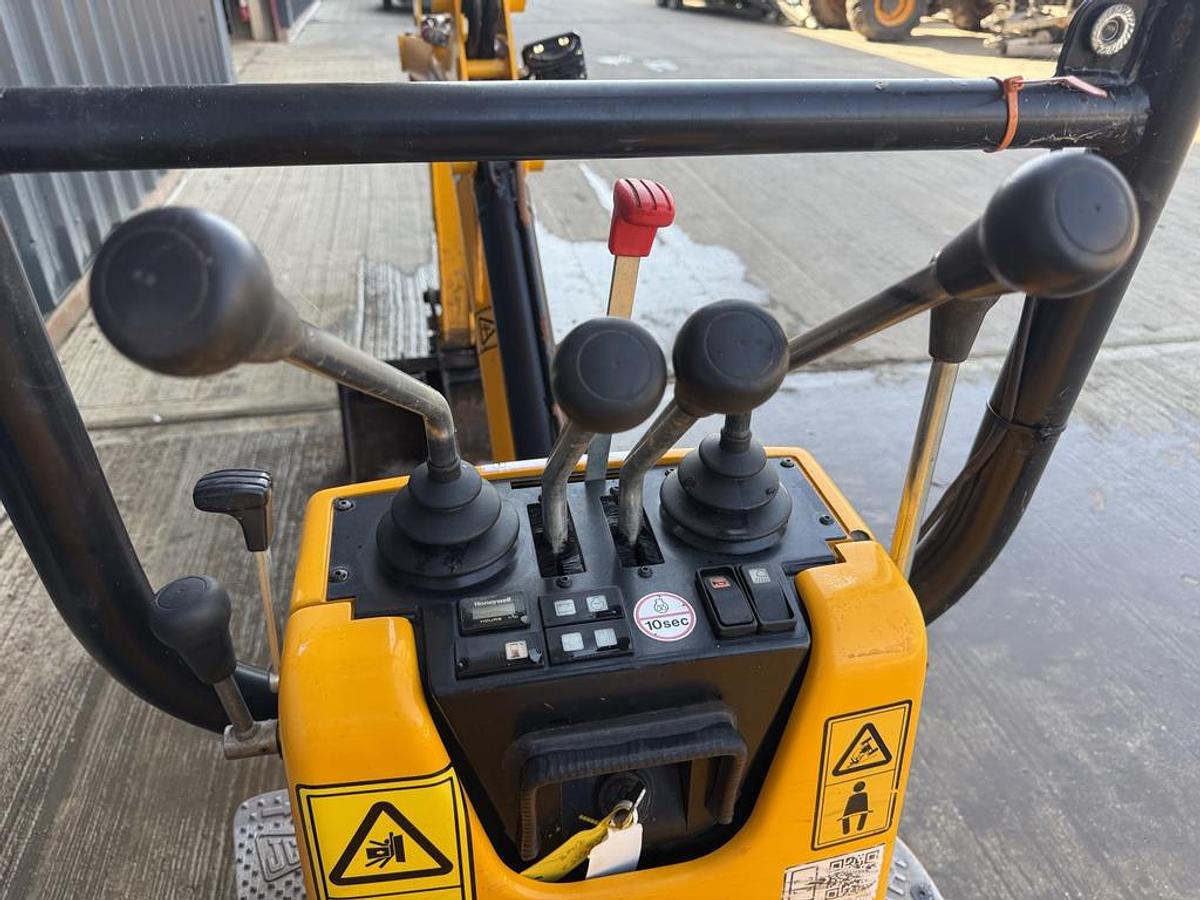 Used JCB 8008 CTS 1t Micro Excavator