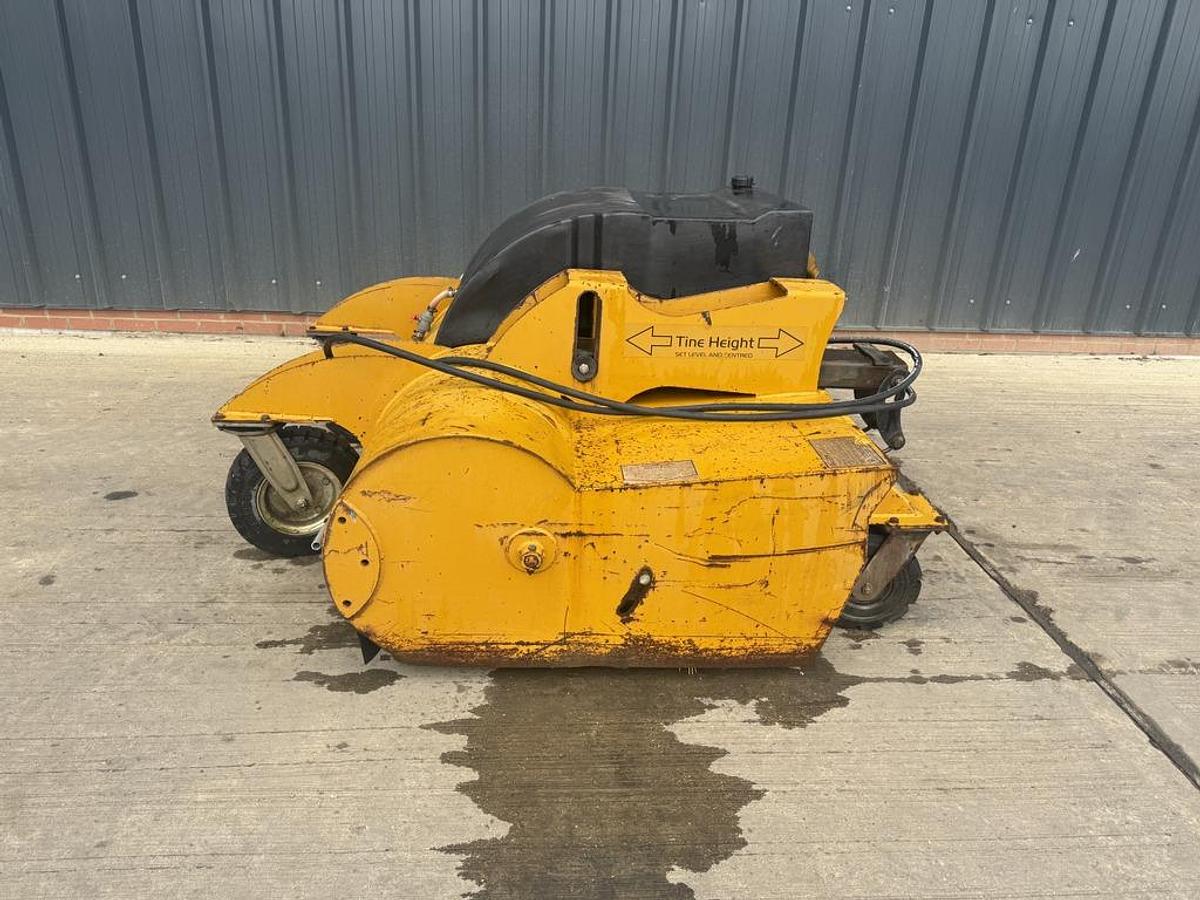 Used Eastern RS220 Sweeper Collector
